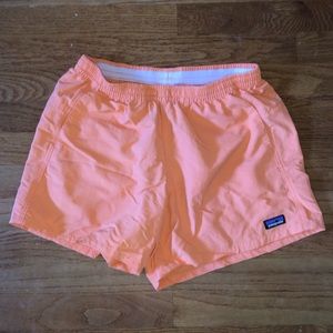 Peach/Orange Patagonia Baggies 5” Size S